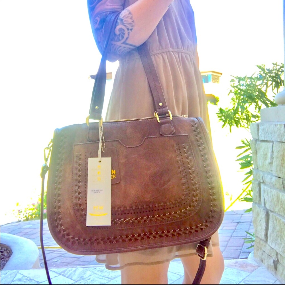 Leather saddle bag